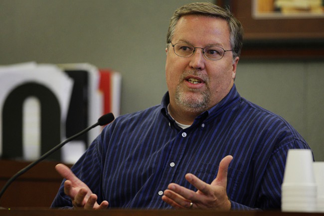 David Teigen, of Seagate Recovery Services, testifies during a coroner's inquest at the Regional Justice Center Thursday, September 23, 2010. 