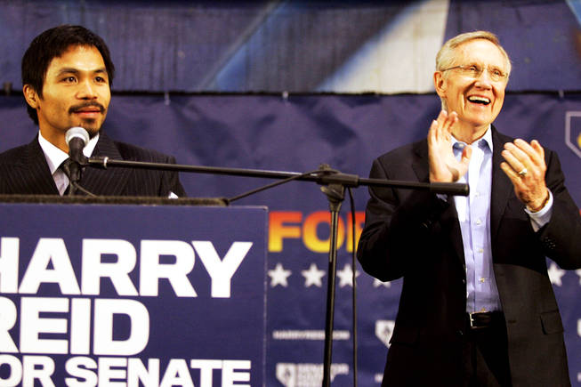 Photograph : Manny Pacquiao and Harry Reid