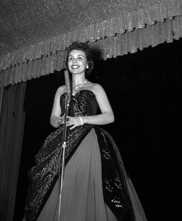 04/06/55..Teresa Brewer at the Sahara .