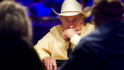 Logos are big no-nos at World Series of Poker this year