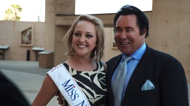 Wayne Newton with 2011 Miss Nevada Alana Lee.
