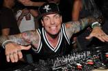 Vanilla Ice at Carnaval Court and Go Pool
