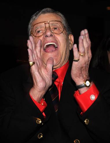 Jerry Lewis receives the Lifetime Achievement Award from the Nevada Broadcasters Association at Red Rock Resort on Aug. 20, 2011.