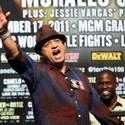 Mayweather-Ortiz weigh-in