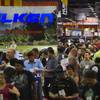 Attendees crowd a South Hall aisle during the Specialty Equipment Market Association trade show at Las Vegas Convention Center on Tuesday, Nov. 1, 2011. 