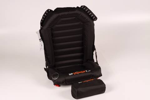 Inflatable booster seat