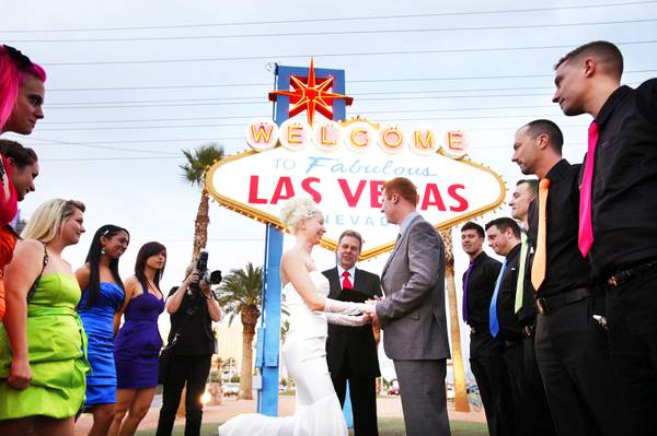 Get married at Denny's in Downtown Las Vegas for free this