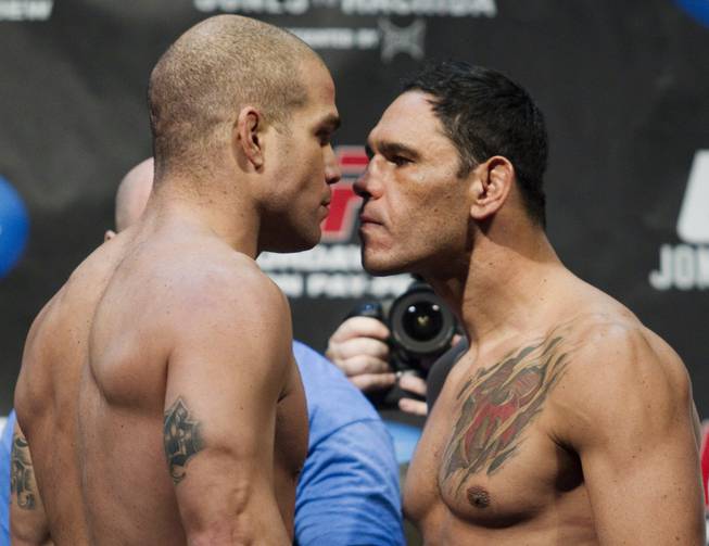 UFC 140 weigh-in Nogueira 