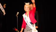 During early voting at Albertson's, 2011 Miss Nevada Alana Lee cast her ballot -- amid no fanfare.