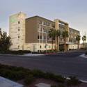 Obama stays in Green Hotel