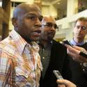 Mayweather Jr. to fight Cotto on May 5