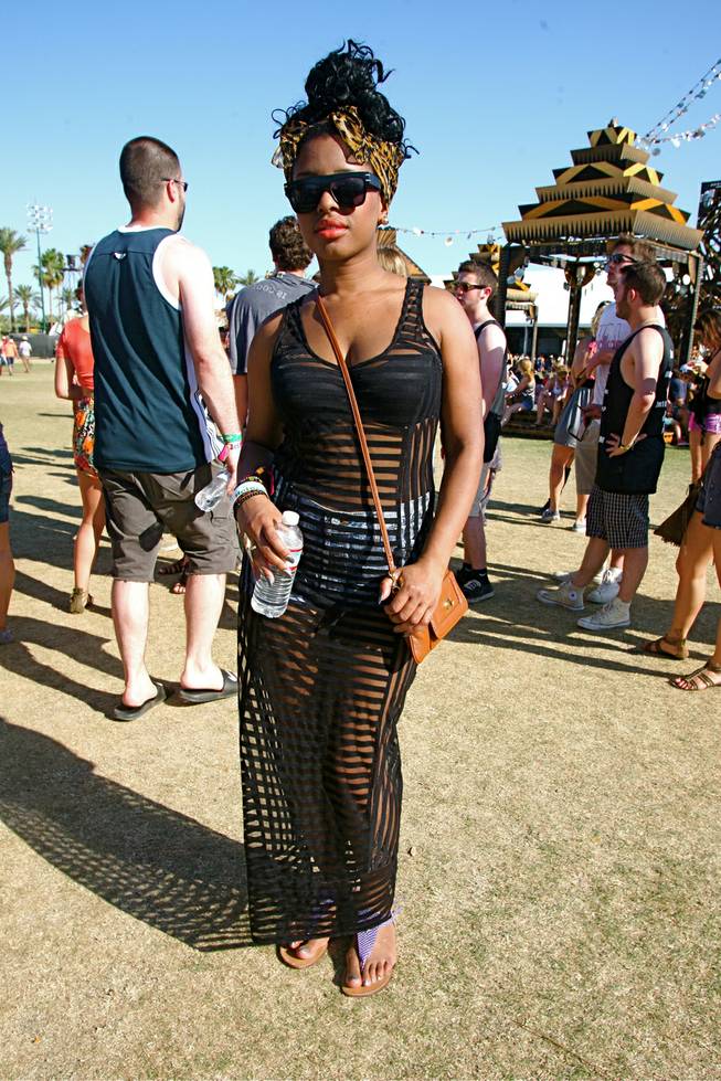 Music fans blended style and comfort to bear the desert heat at Weekend 2 of the 2012 Coachella Valley Music and Arts Festival in Indio, Calif., on April 20-22, 2012.