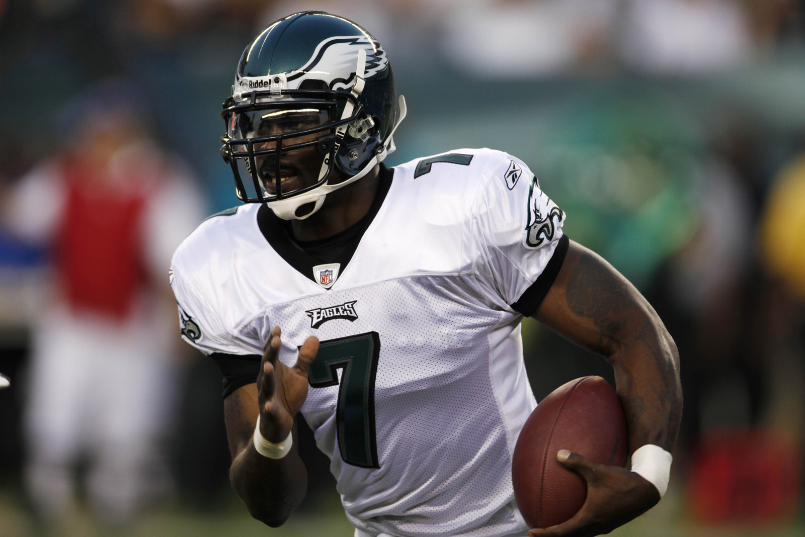 Photograph : michael vick 