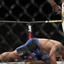 Junior dos Santos defeats Frank Mir in UFC 146