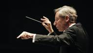 David Itkin was chosen as the music director and conductor of the Las Vegas Philharmonic after a nationwide search in 2007.