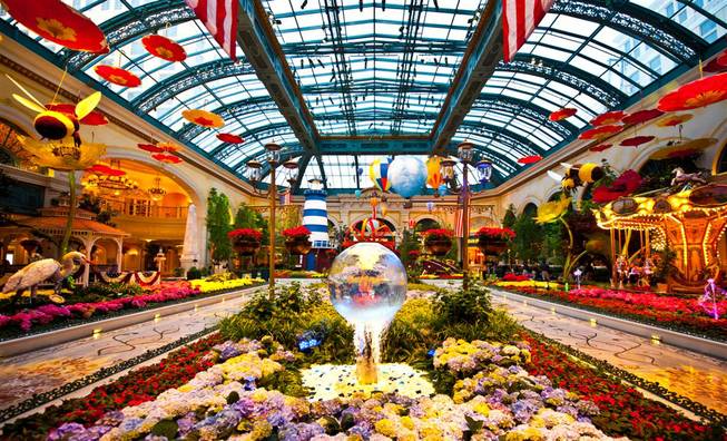 The Bellagio Conservatory and Gardens' East Coast summer-inspired exhibit photographed ...