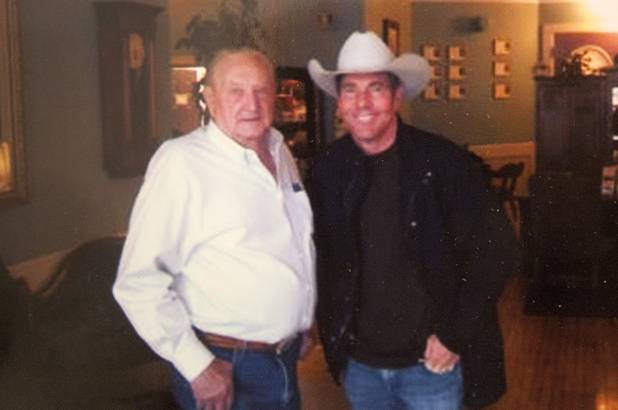 Former Clark County Sheriff Ralph Lamb poses with actor Dennis ...