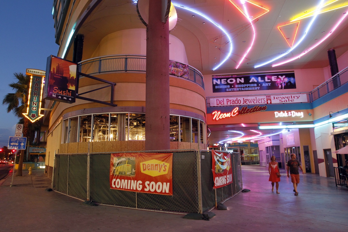 One-of-a-kind Denny's to call Neonopolis home - Las Vegas Sun News