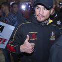 Pacquiao and Marquez Make Official Arrivals