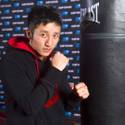 Chinese Olympic gold medalist trains in Las Vegas for Pro Debut