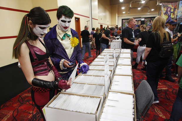 Brenda Cervin and Alex Helmin check out comic books at the Amazing Las Vegas Comic Con at the South Point Saturday, June 15, 2013.
