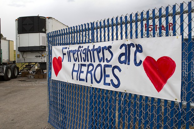 A banner thanks firefighters at Centennial High School and fight the Mount Charleston wildfire Thursday, July 11, 2013.