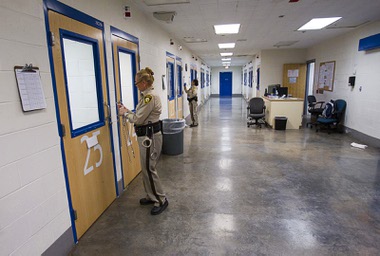 None of the five jails in Clark County follows a Nevada law designed to provide the public information on in-custody deaths. 