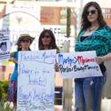 Picketers Show Support For Bradley Manning
