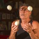 Blind Juggler Nino Frediani