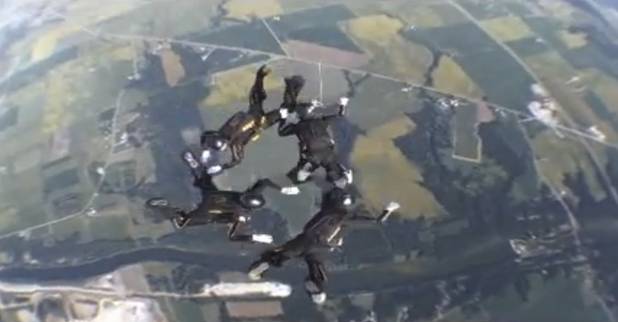 Scott Janise captured this image/video of the Golden Knights' women's team performing at the USPA national competition near Chicago.