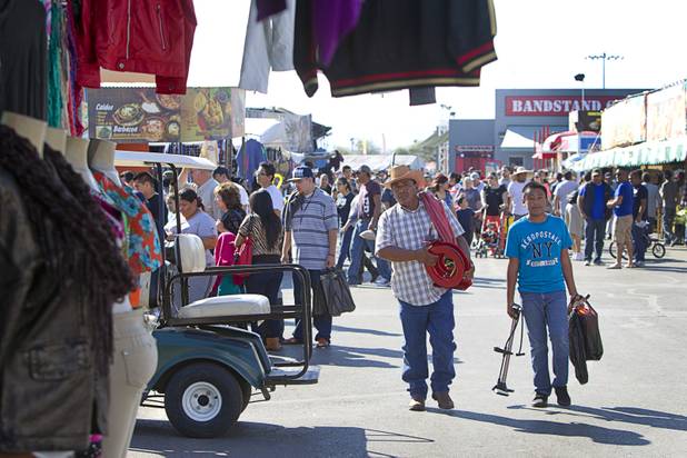 As many as 20,000 people, a large percentage of them Hispanic, come to the Broadacres Marketplace & Event Center on Sundays during the fall and spring season, marketing representative Evelyn Sanchez said.