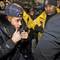 Photo: Singer Justin Bieber is swarmed by media and polic