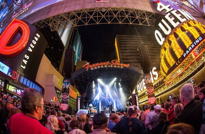REO Speedwagon at Fremont Street Experience