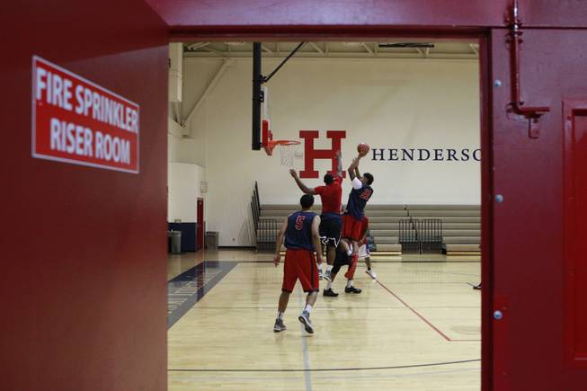 Findlay Prep guard Kelly Oubre takes a shot during practice Tuesday, March 18, 2014.