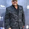 Stars Arrive for the ACMA Show