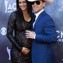 Stars Arrive for 2014 ACM Awards