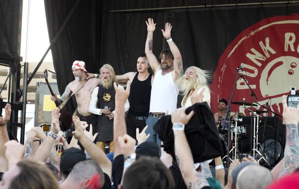 SNFU thank the crowd following their set at the Punk Rock Bowling & Music Festival Sunday, May 25, 2014.