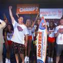 2014 Hooters Wing Eating Championship