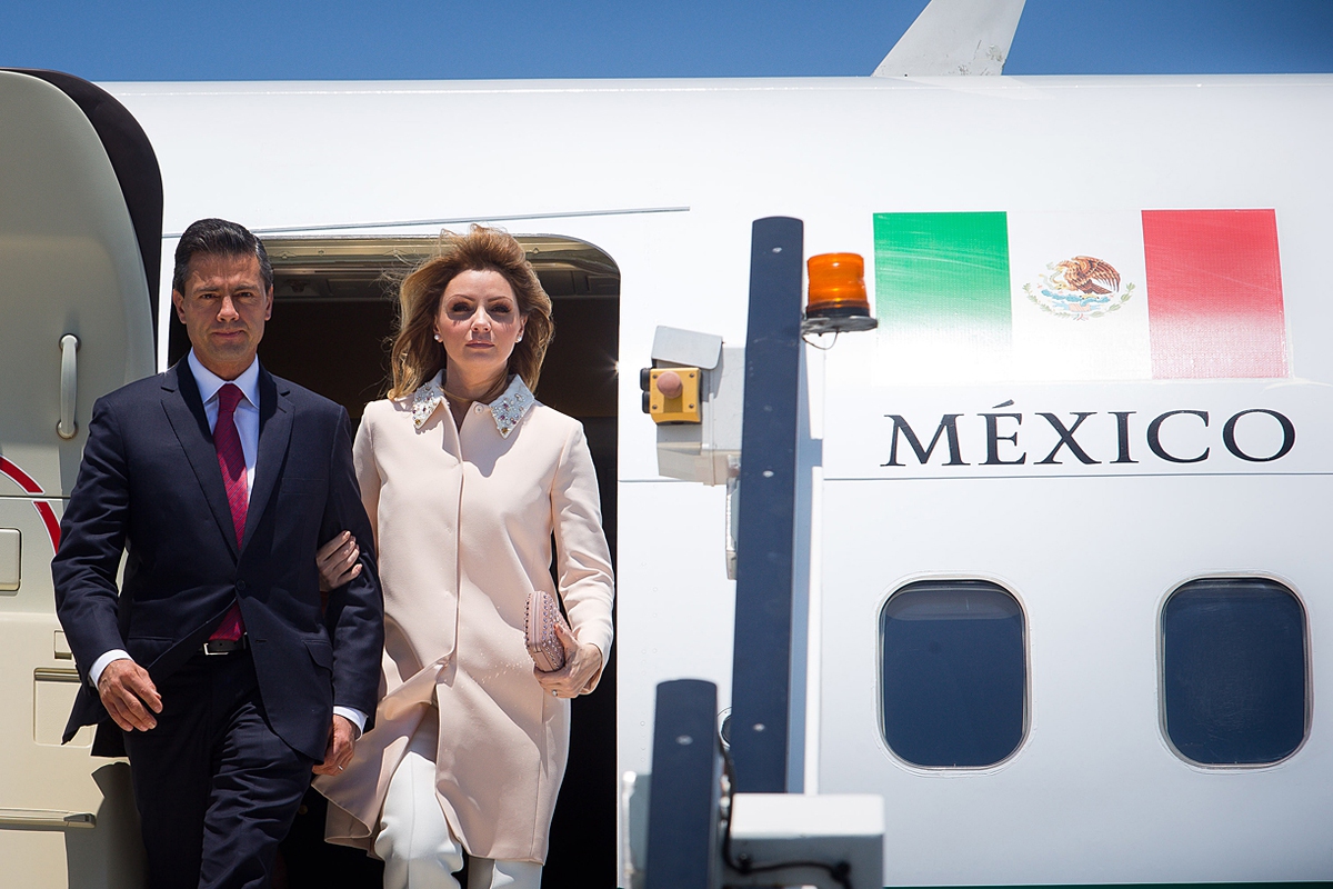Mexico First Lady To Sell House Raising Conflict Las Vegas Sun News 3368