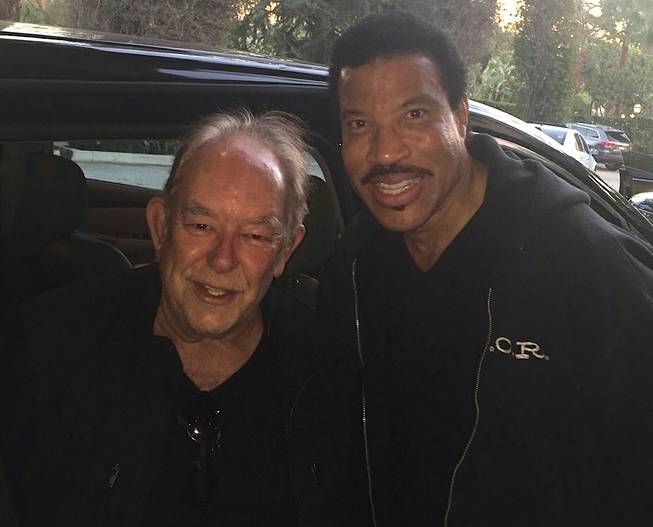 Robin Leach and Lionel Richie at the Beverly Hills Hotel on Saturday, Jan. 17, 2015, in Beverly Hills, Calif.
