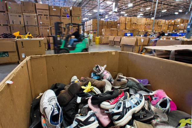 Photograph : Goodwill Merchandise Sorting Facility
