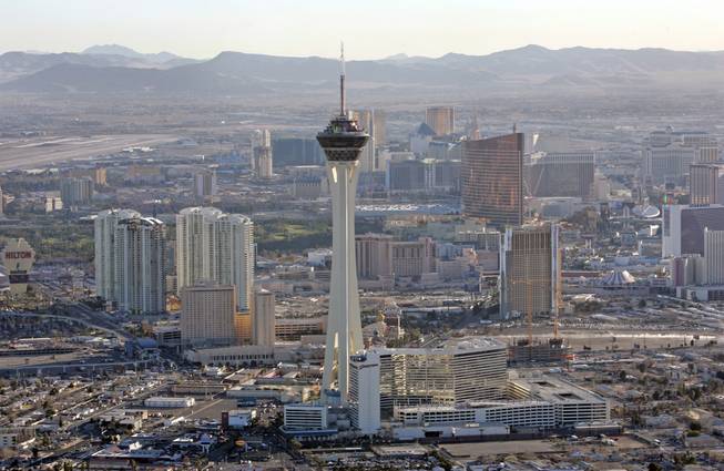 File:Riviera hotel, Las Vegas Strip, NV, USA - panoramio.jpg - Wikimedia  Commons