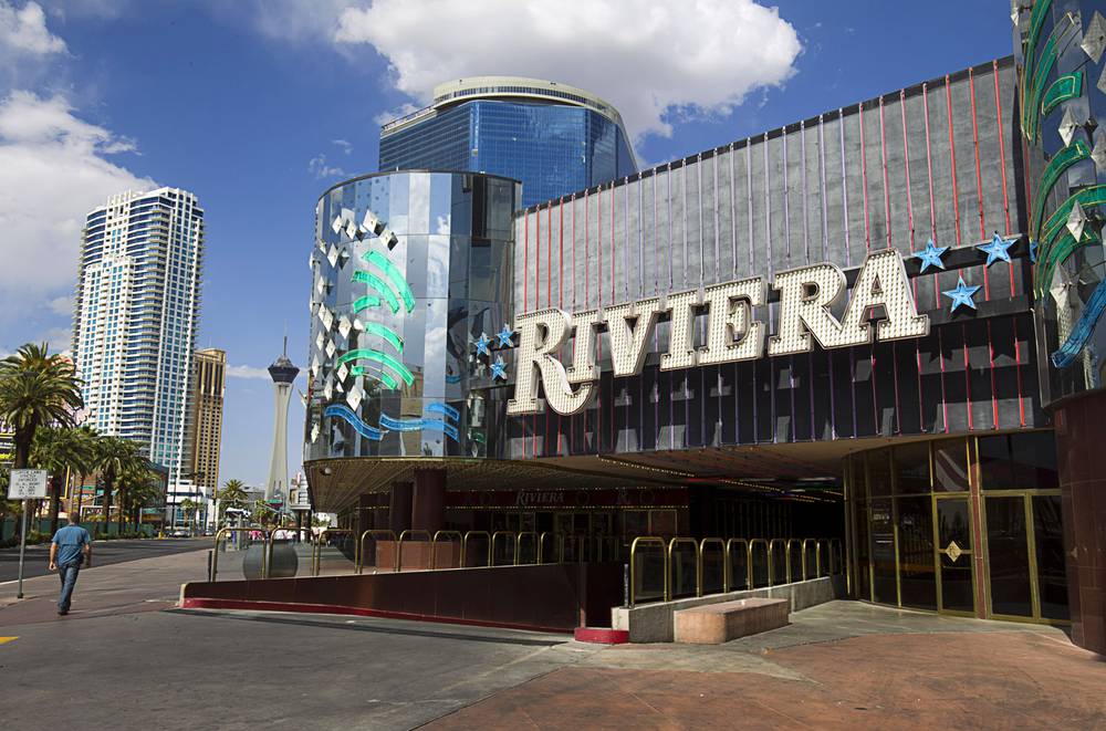 The Riviera - A Look Back At The First High-Rise Hotel & Casino On The Vegas  Strip