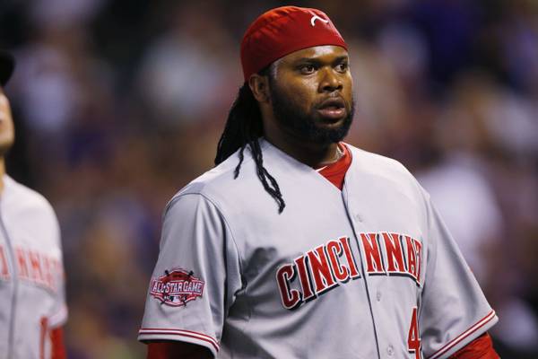 Kansas City Royals acquire Johnny Cueto in trade with Cincinnati