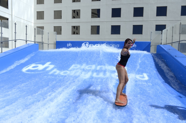 ‘Crazy Girls’ at Flowrider - Cast mates of new Planet Hollywood ...