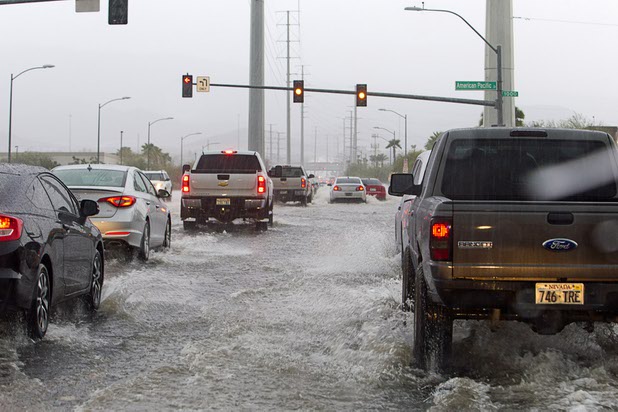 A view of traffic on southbound Gibson Road during a thunderstorm in Henderson, Aug. 13, 2015.