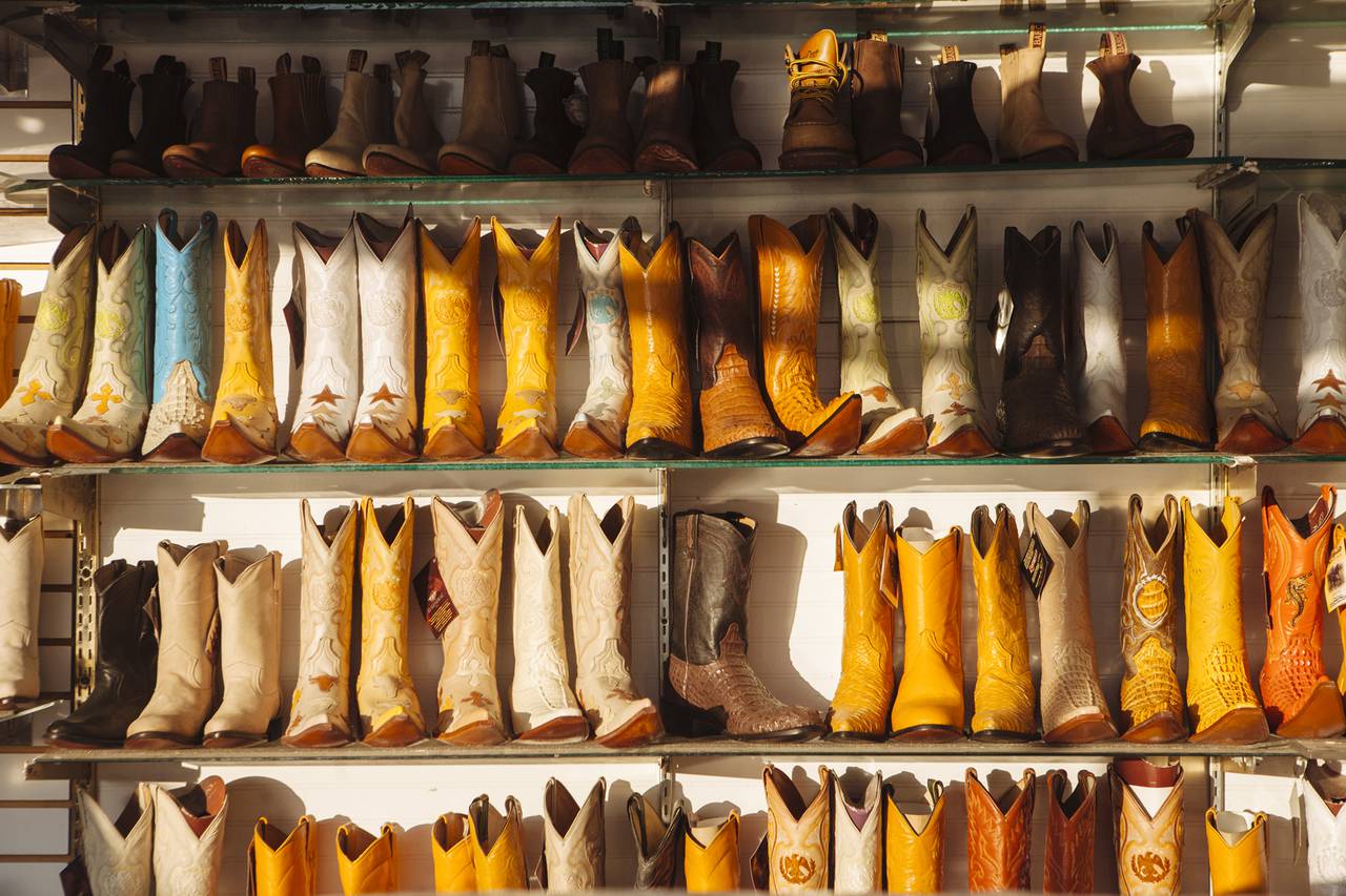 Men's Guide: How To Wear Cowboy Boots the Right Way – Country View