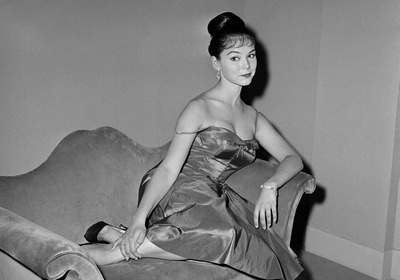 Yvonne Craig, who played Batgirl in the 1960s, dies at 78