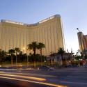 0724MandalayBayExterior01