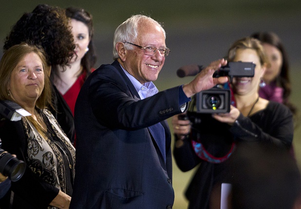 Democratic presidential candidate Bernie Sanders arrives with his wife Jane, left, for a rally at the Cheyenne Sports Complex, in North Las Vegas Sunday, Nov. 8, 2015.
